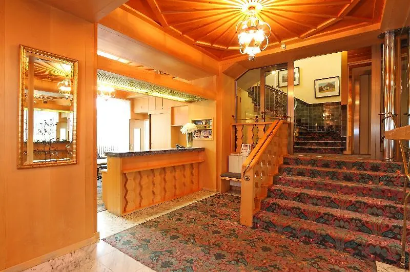 Wittelsbacher Hof Swiss Quality Hotel Garmisch-Partenkirchen 4*,